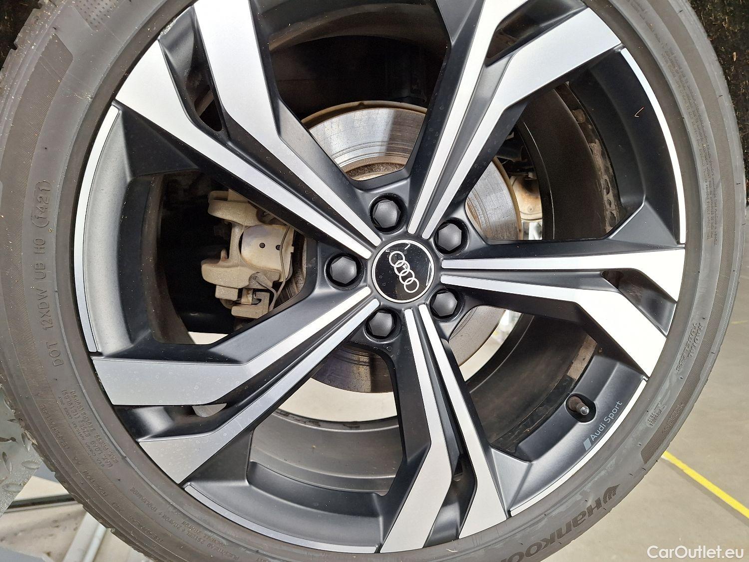  Audi  Q3 Audi,  SB '19, Audi  Sportback 45 TFSI e S tronic S Line 5d #7