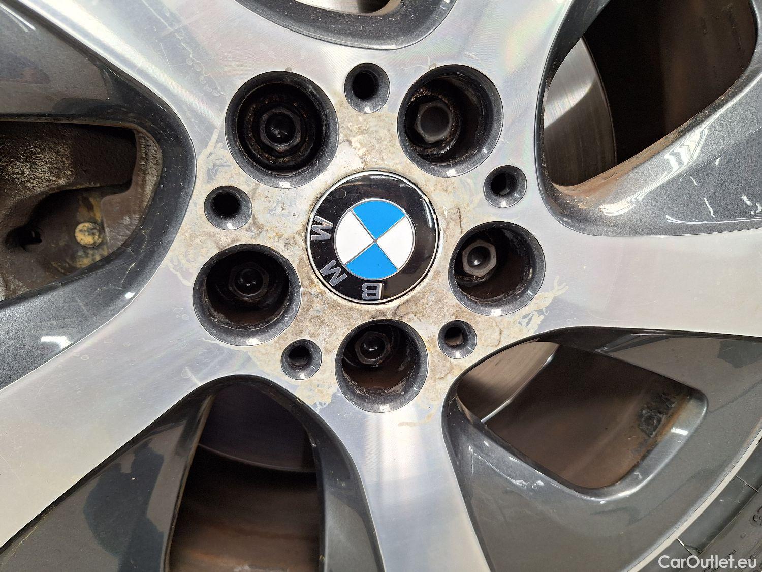  Bmw  X1 BMW,  '15, BMW  xDrive18dA (110 kW) 5d #9