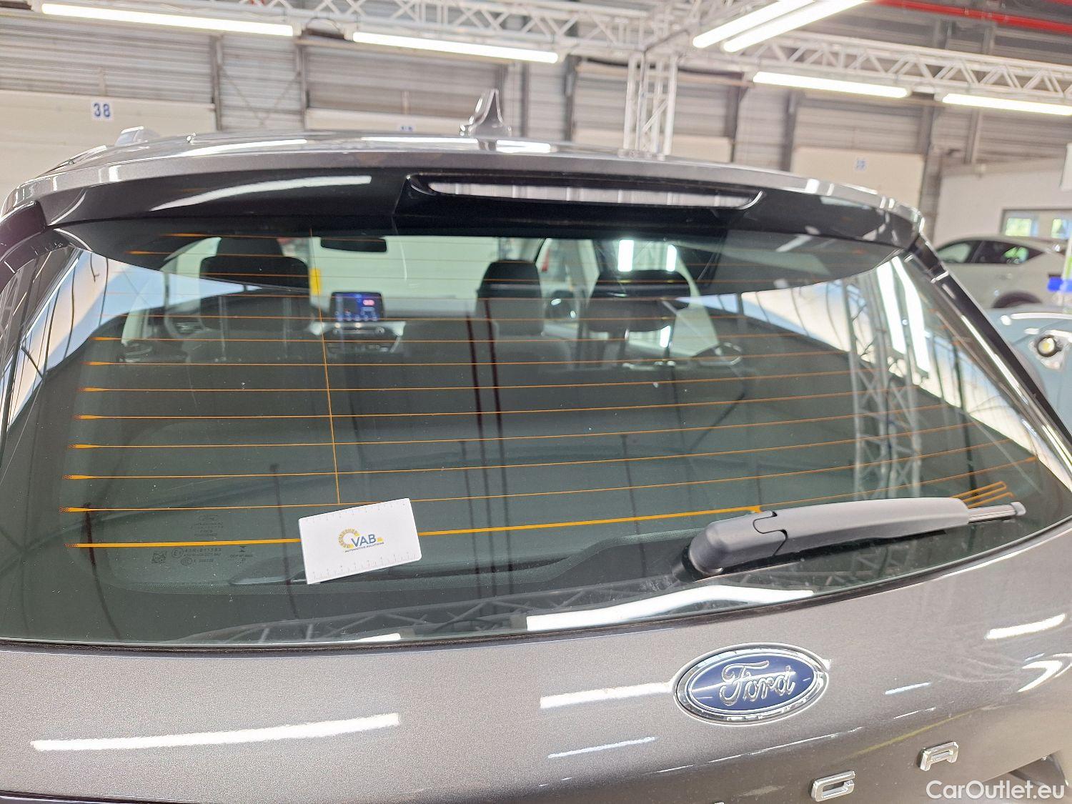 Ford  Kuga Ford,  '19, Ford  2.5i PHEV Aut. 165kW Titanium 5d #26