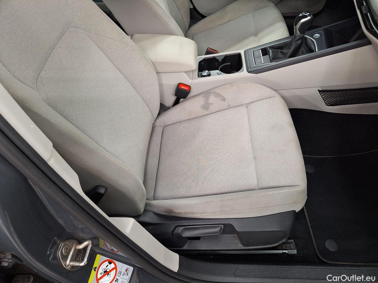  Volkswagen  Golf  VW, VIII '20, Volkswagen VIII 2.0 TDI 85kW Life 5d #18