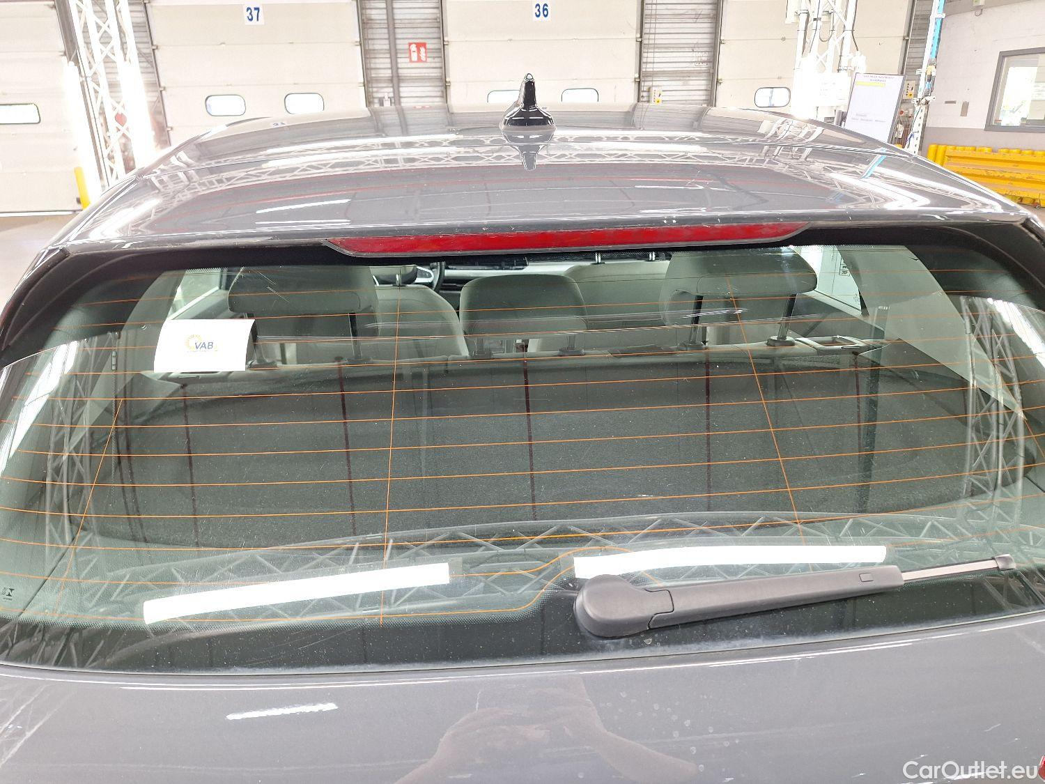 Volkswagen  Golf  VW, VIII '20, Volkswagen VIII 2.0 TDI 85kW Life 5d #17