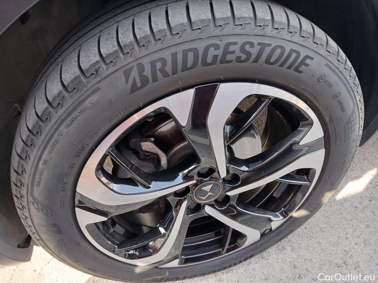  DS  DS7 DS DS 7 Crossback / 2017 / 5P / todoterreno BlueHDi DE 96kW (130CV) Auto. CHIC (AC) #25
