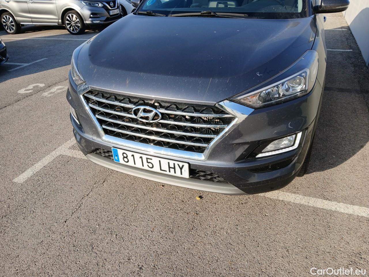  Hyundai  Tucson HYUNDAI  / 2018 / 5P / todoterreno 1.6 CRDI 85kW (116CV) 48V SLE 4X2(SP)(SL) #2