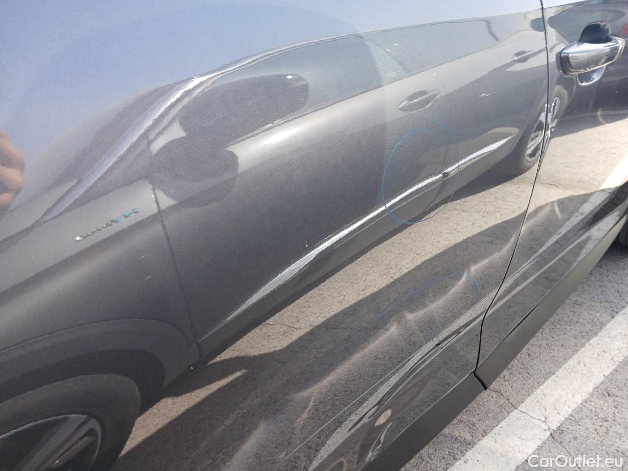  DS  DS7 DS DS 7 Crossback / 2017 / 5P / todoterreno BlueHDi DE 96kW (130CV) Auto. CHIC (AC) #42