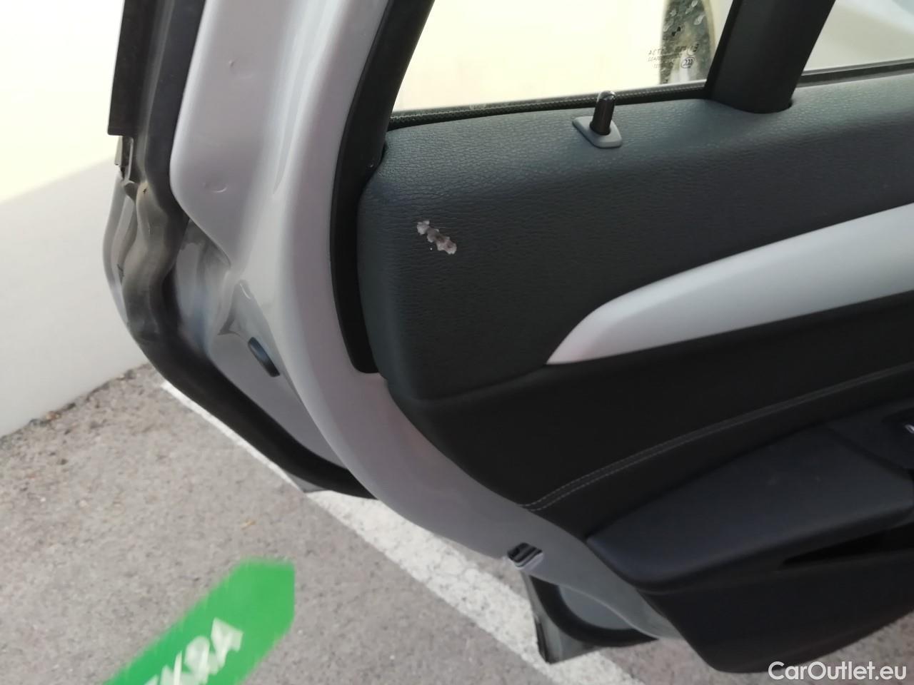  Bmw  X1 BMW  / 2019 / 5P / todoterreno sDrive16d Business #18