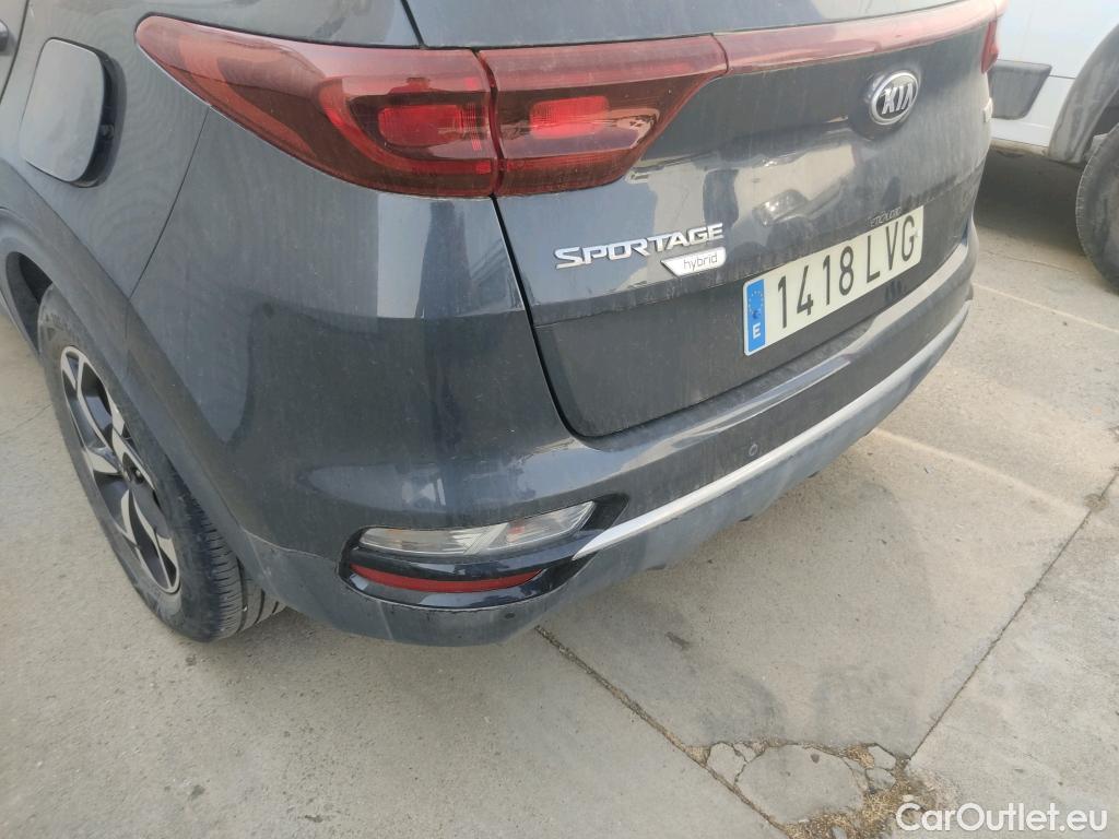 KIA  Sportage KIA  / 2018 / 5P / todoterreno 1.6 MHEV Business 100kW (136CV) 4x2 #24