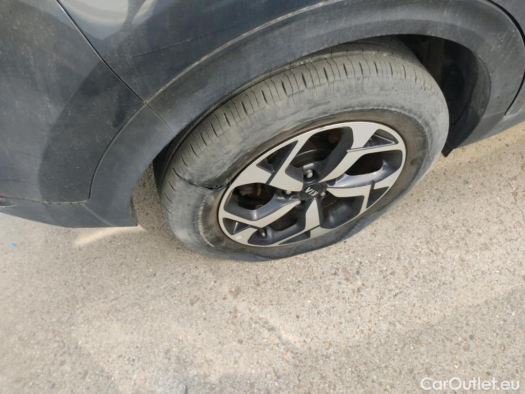  KIA  Sportage KIA  / 2018 / 5P / todoterreno 1.6 MHEV Business 100kW (136CV) 4x2 #3