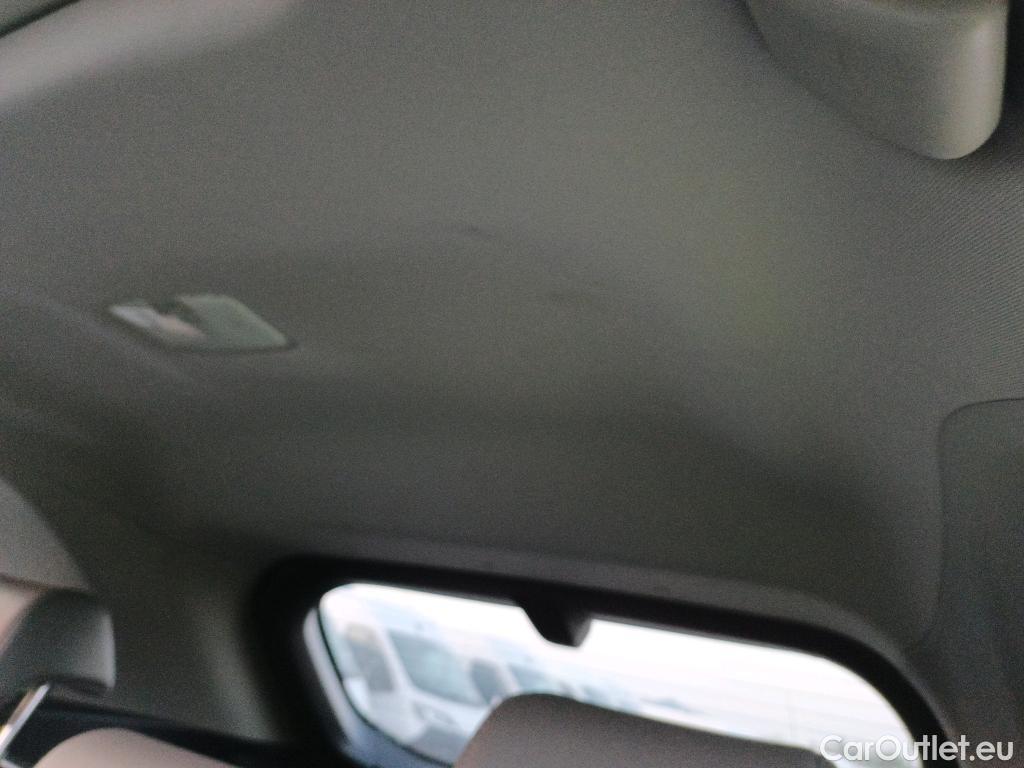  Toyota  RAV4 TOYOTA  / 2018 / 5P / todoterreno 2.5l 220H Luxury #23