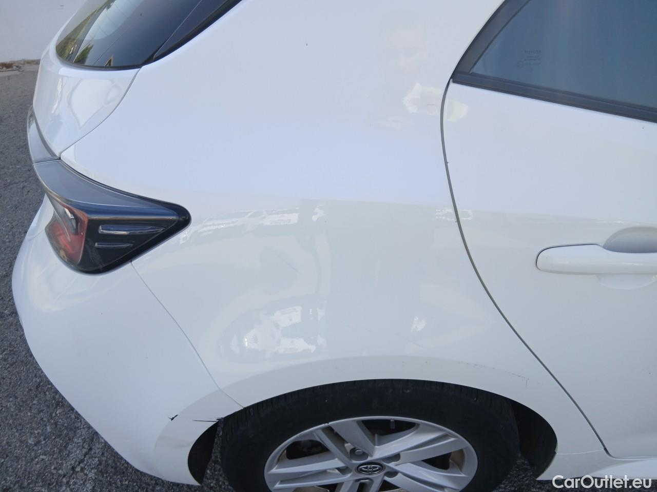  Toyota  Corolla TOYOTA  1.8 125H ACTIVE TECH E-CVT #18