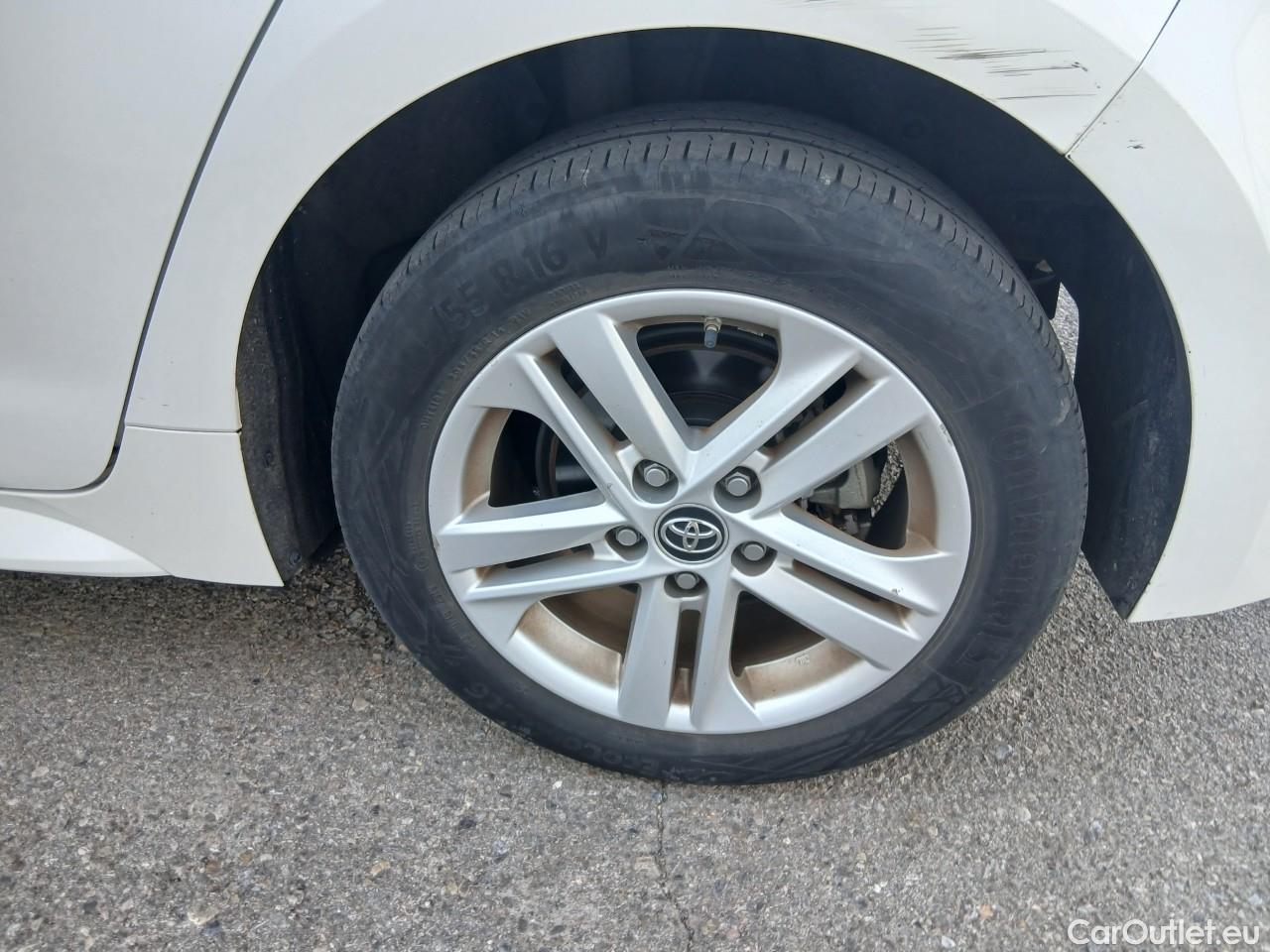  Toyota  Corolla TOYOTA  1.8 125H ACTIVE TECH E-CVT #10