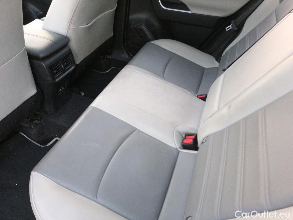  Toyota  RAV4 TOYOTA  / 2018 / 5P / todoterreno 2.5l 220H Luxury #22