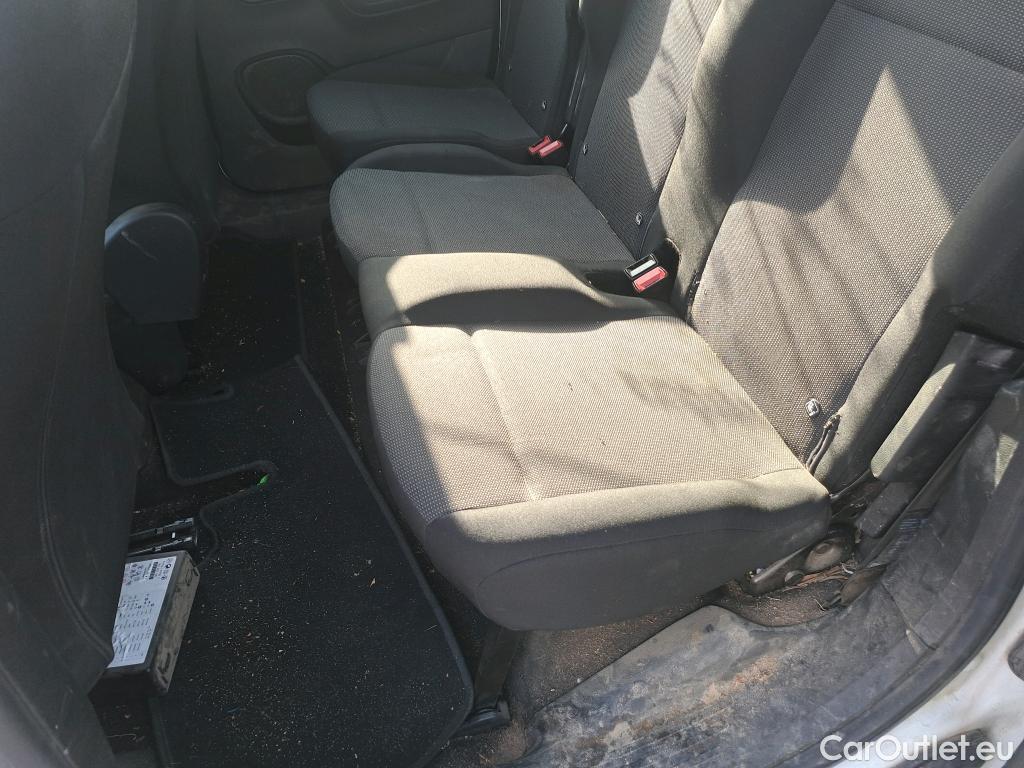  Opel  Combo OPEL  Life / 2018 / 5P / monovolumen compacto 1.5 TD 75kW (100CV) S/S Edition L #37