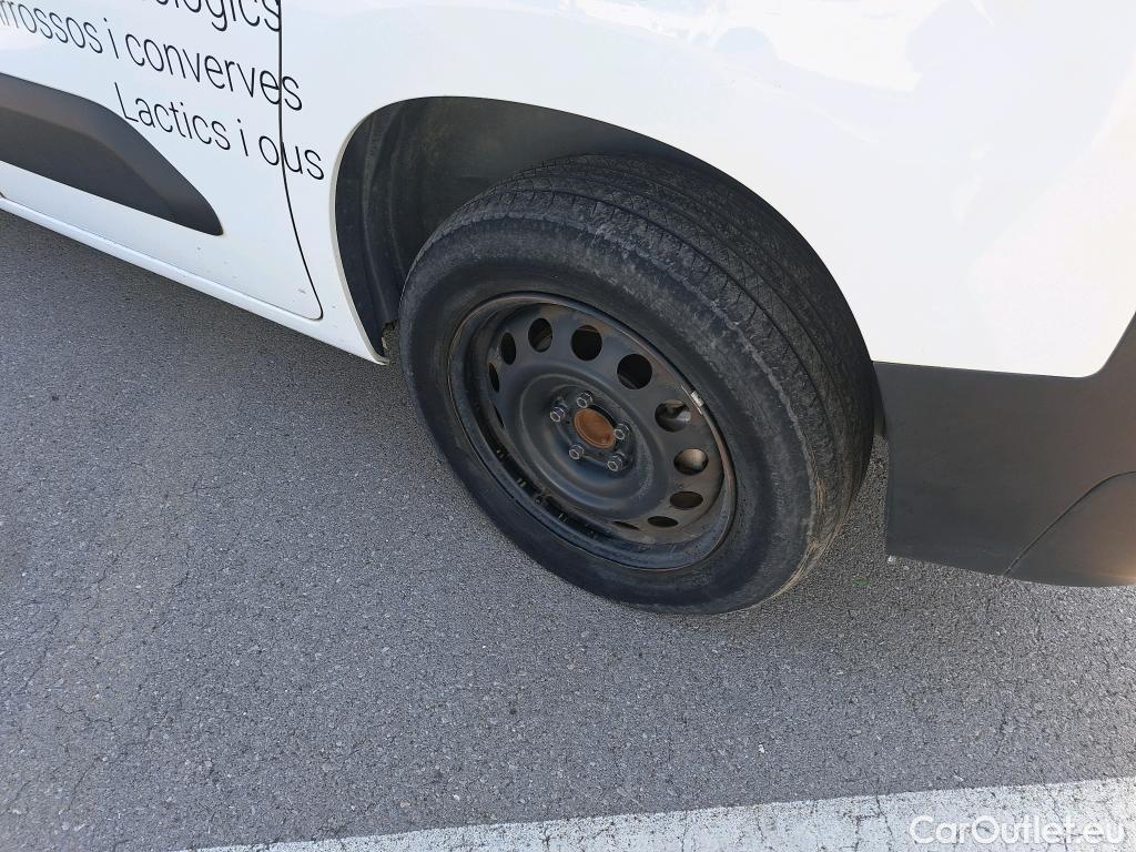  Opel  Combo OPEL  Life / 2018 / 5P / monovolumen compacto 1.5 TD 75kW (100CV) S/S Edition L #55