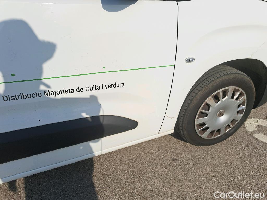  Opel  Combo OPEL  Life / 2018 / 5P / monovolumen compacto 1.5 TD 75kW (100CV) S/S Edition L #23