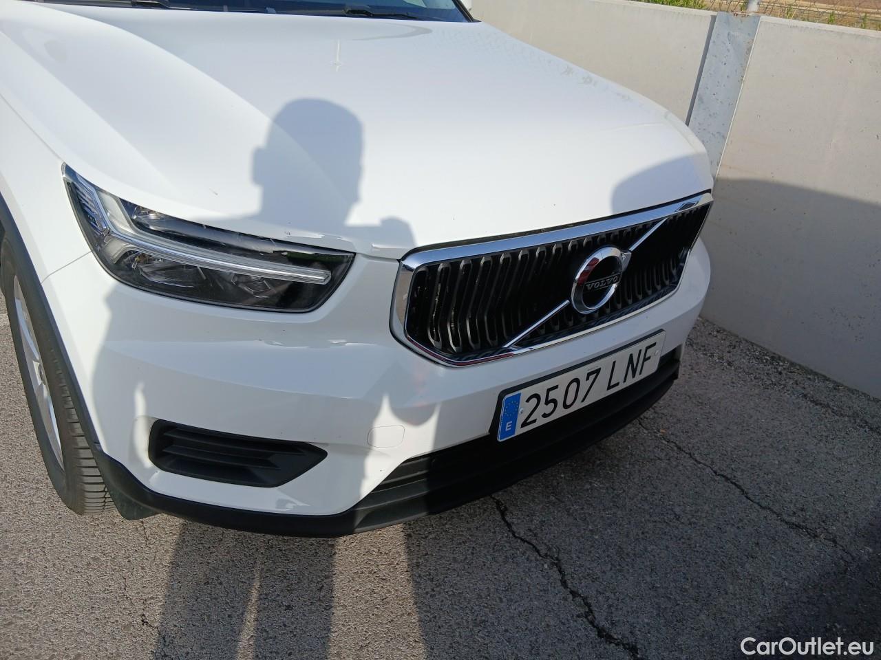  Volvo  XC 40 XC40 Momentum Core 2WD 1.5 130CV AT8 E6d #5