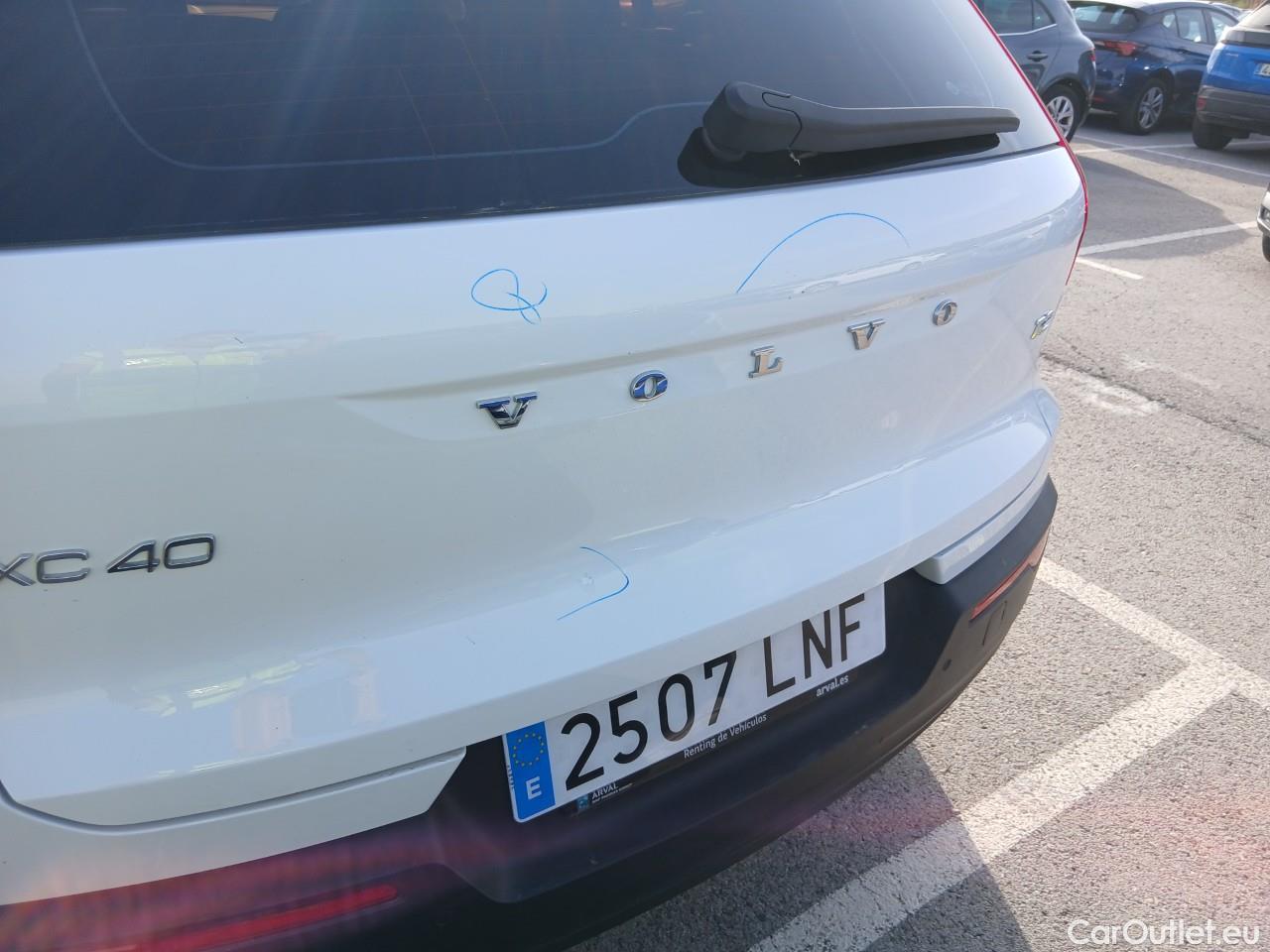  Volvo  XC 40 XC40 Momentum Core 2WD 1.5 130CV AT8 E6d #23