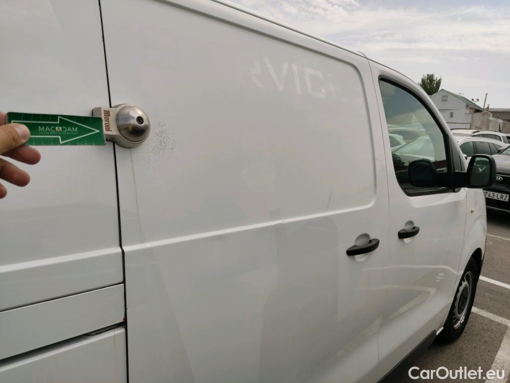  Toyota  Proace TOYOTA  / 2016 / 4P / furgón FU. MEDIO (L1) 2.0D 90kW COMFORT CARGA + #36