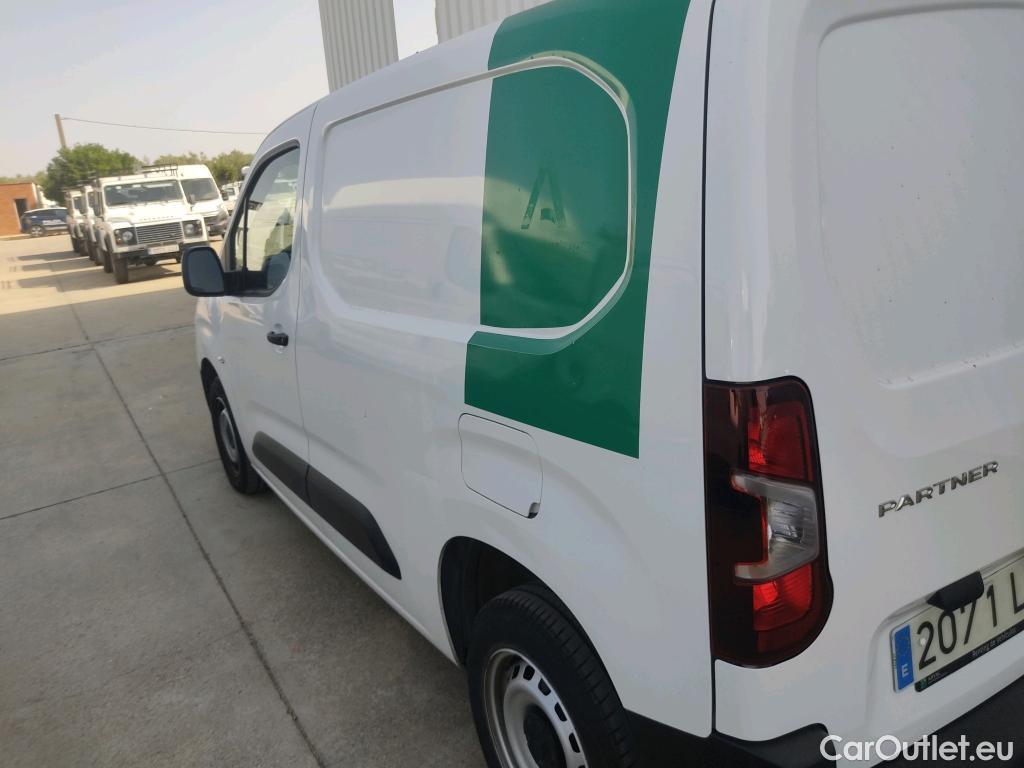  Peugeot  Partner PEUGEOT  / 2018 / 3P / furgón derivado de turismo Pro Standard 600kg BlueHDi 73kW #12