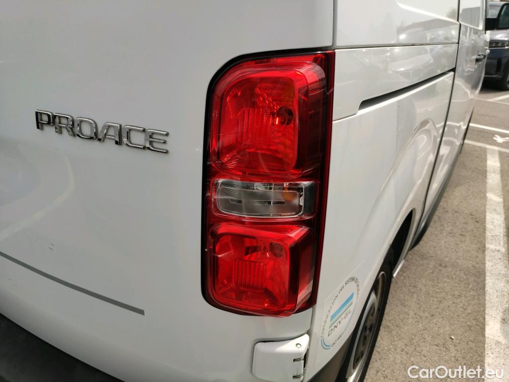  Toyota  Proace TOYOTA  / 2016 / 4P / furgón FU. MEDIO (L1) 2.0D 90kW COMFORT CARGA + #5