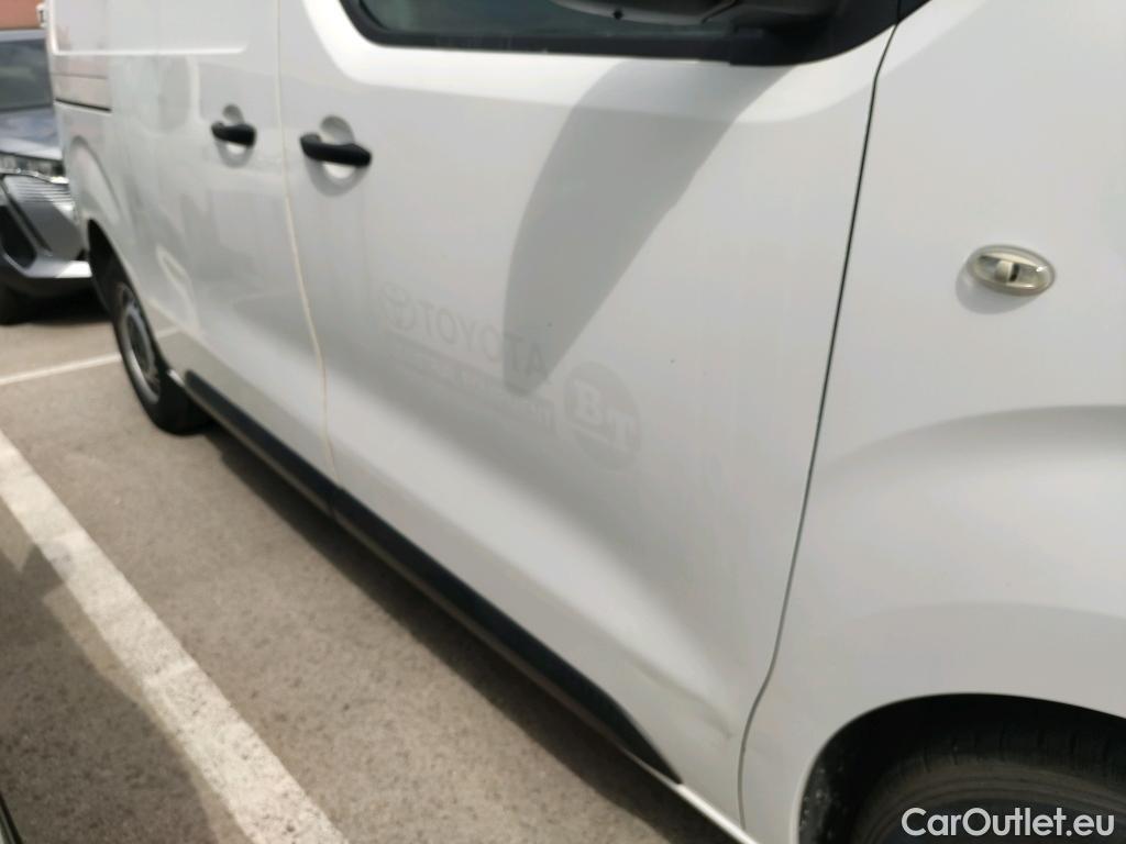  Toyota  Proace TOYOTA  / 2016 / 4P / furgón FU. MEDIO (L1) 2.0D 90kW COMFORT CARGA + #16