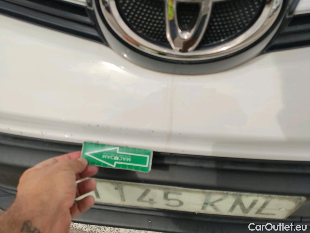  Toyota  Proace TOYOTA  / 2016 / 4P / furgón FU. MEDIO (L1) 2.0D 90kW COMFORT CARGA + #29