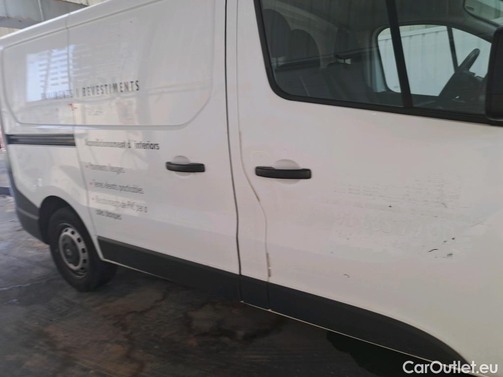  Renault  Trafic  III Furgón L1H1 2 7t 1.6 dCi 120CV MT6 E6 #37