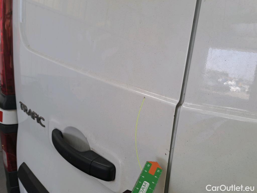  Renault  Trafic  III Furgón L1H1 2 7t 1.6 dCi 120CV MT6 E6 #24