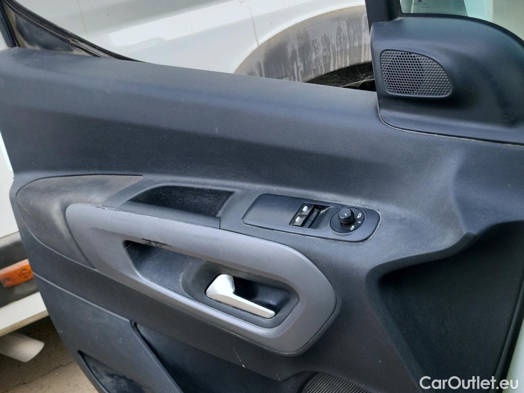  Toyota  Proace TOYOTA  City / 2020 / 5P / combi 1.5D 75kW (100CV) VX L1 #49