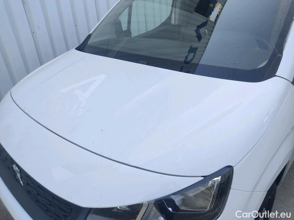  Peugeot  Partner PEUGEOT  / 2018 / 3P / furgón derivado de turismo Pro Standard 600kg BlueHDi 73kW #34