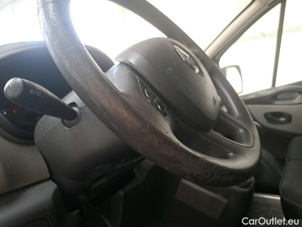  Renault  Trafic  III Furgón L1H1 2 7t 1.6 dCi 120CV MT6 E6 #63