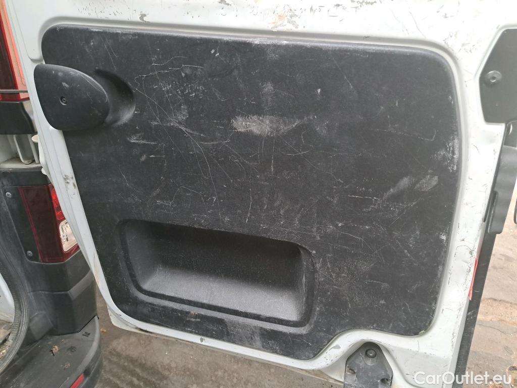 Renault  Trafic  III Furgón L1H1 2 7t 1.6 dCi 120CV MT6 E6 #51