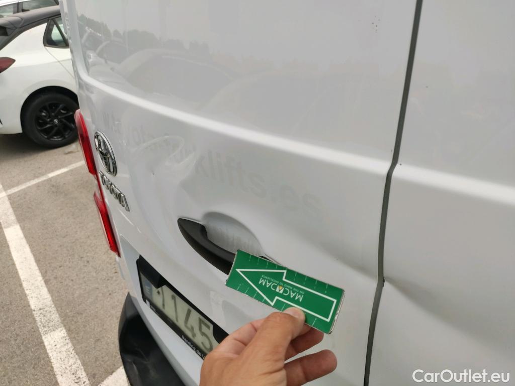  Toyota  Proace TOYOTA  / 2016 / 4P / furgón FU. MEDIO (L1) 2.0D 90kW COMFORT CARGA + #4