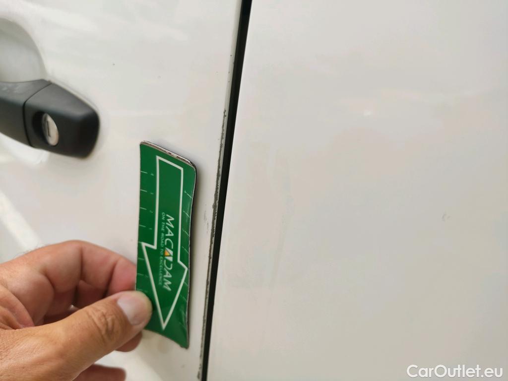  Toyota  Proace TOYOTA  / 2016 / 4P / furgón FU. MEDIO (L1) 2.0D 90kW COMFORT CARGA + #19