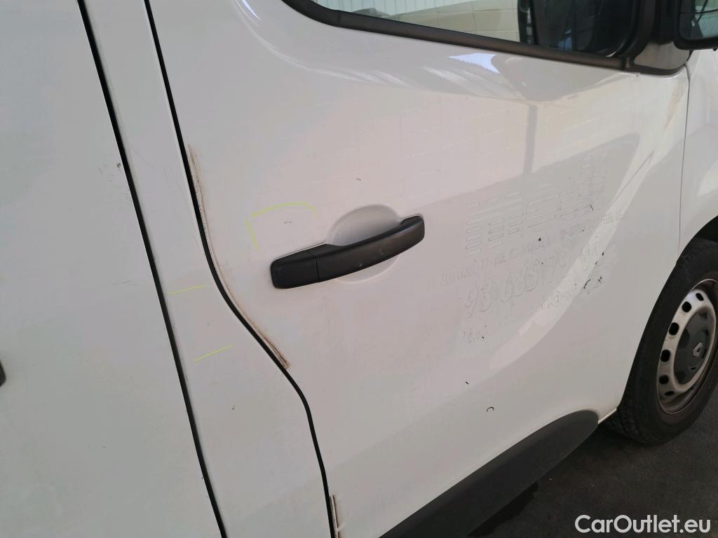  Renault  Trafic  III Furgón L1H1 2 7t 1.6 dCi 120CV MT6 E6 #29
