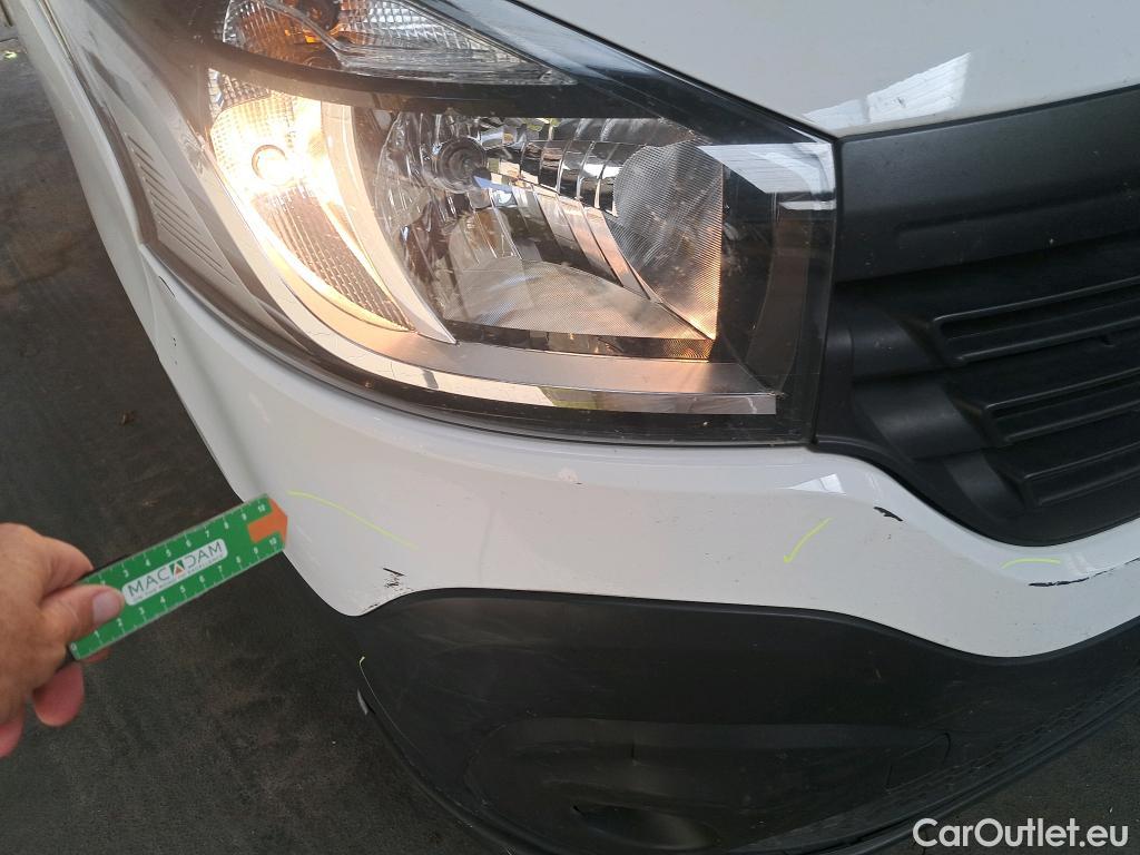  Renault  Trafic  III Furgón L1H1 2 7t 1.6 dCi 120CV MT6 E6 #69