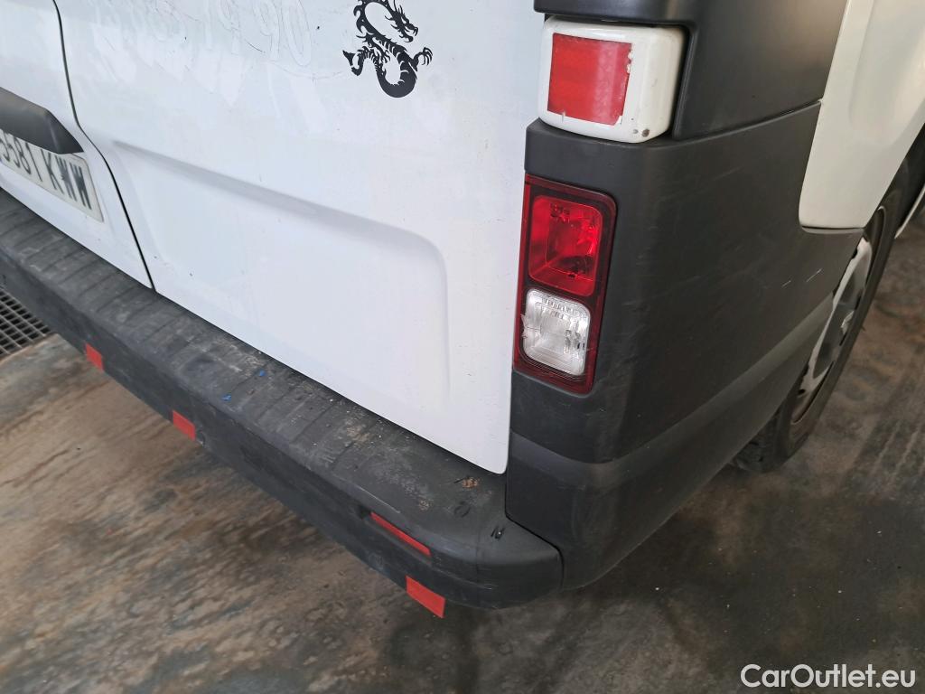  Renault  Trafic  III Furgón L1H1 2 7t 1.6 dCi 120CV MT6 E6 #67