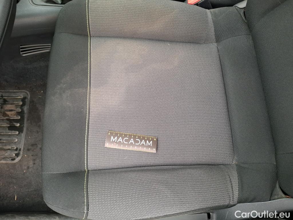  Citroen  C3  Société Feel Nav 1.2 PureTech 80CV BVM5 E6 #18
