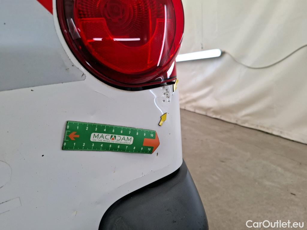 Citroen  Berlingo  Fourgon Club L1 (Court) 1.6 BlueHDi 100CV BVM5 E6 #15