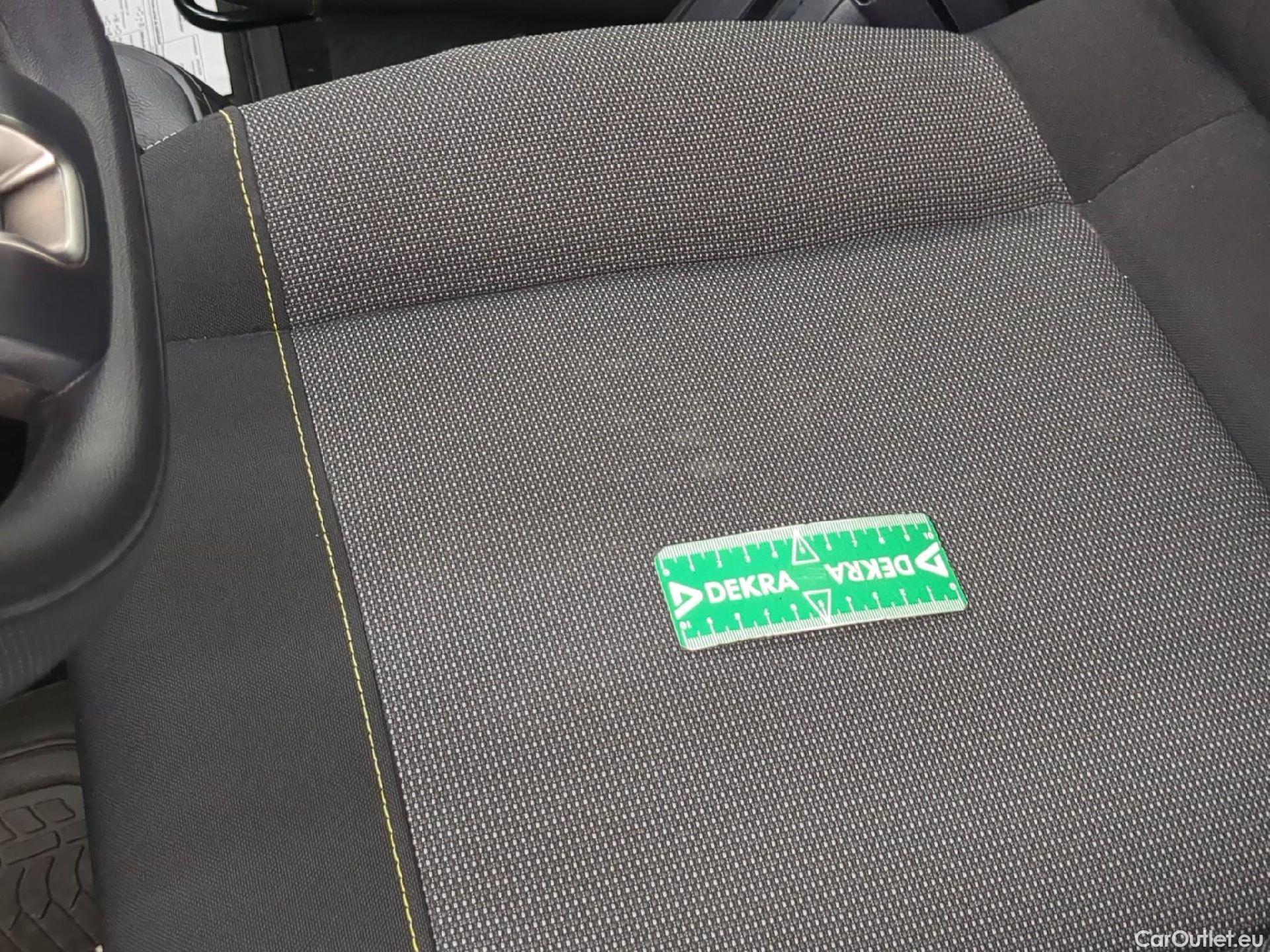  Citroen  C3  Société Feel Nav 1.5 BlueHDI 100CV BVM5 E6dT #4
