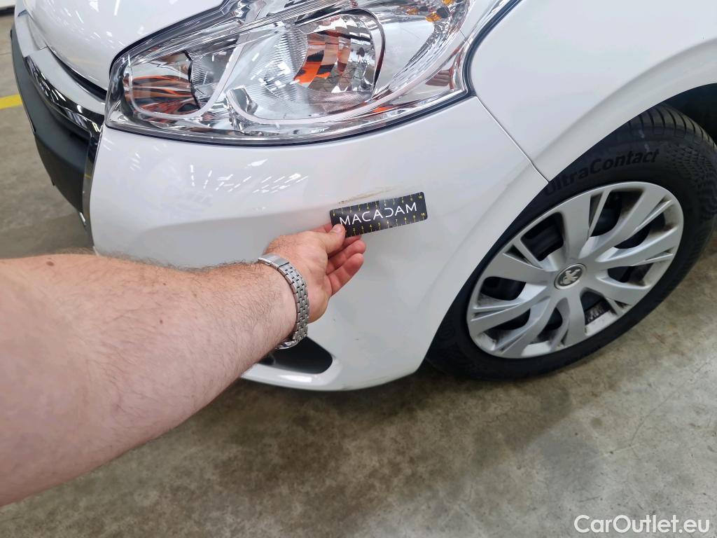  Peugeot  208  Affaire Premium Pack 1.5 HDi 100CV BVM5 E6dT #15