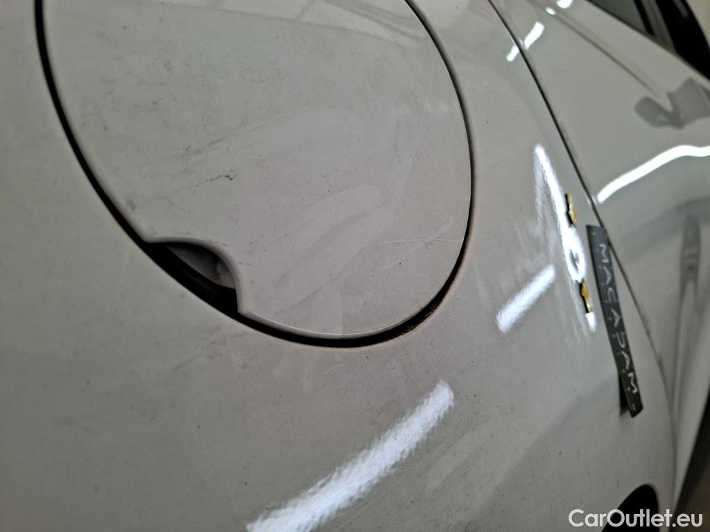  Renault  Clio  IV Air MediaNav 1.5 dCi 75CV BVM5 E6 #6