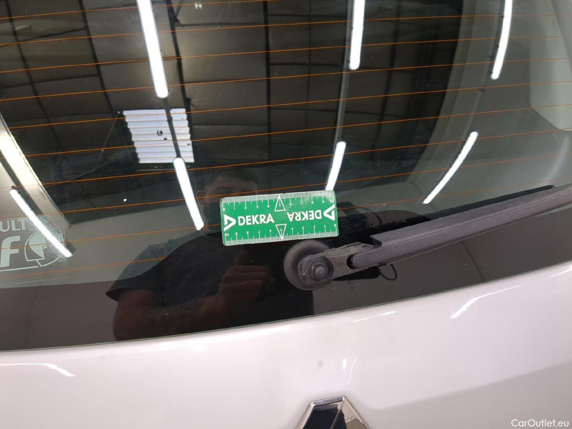  Renault  Clio  IV Air MediaNav 1.5 dCi 75CV BVM5 E6 #18