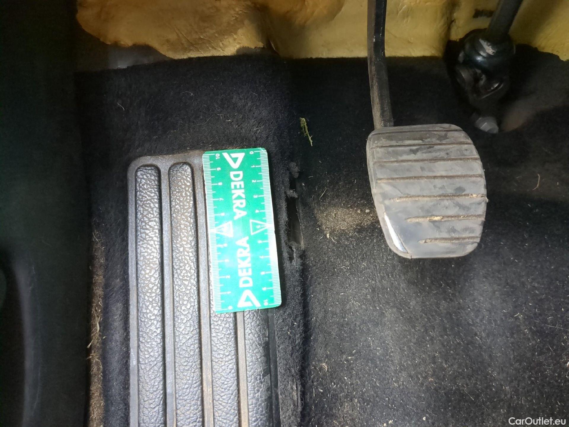  Renault  Clio  IV Air MediaNav 1.5 dCi 75CV BVM5 E6 #4