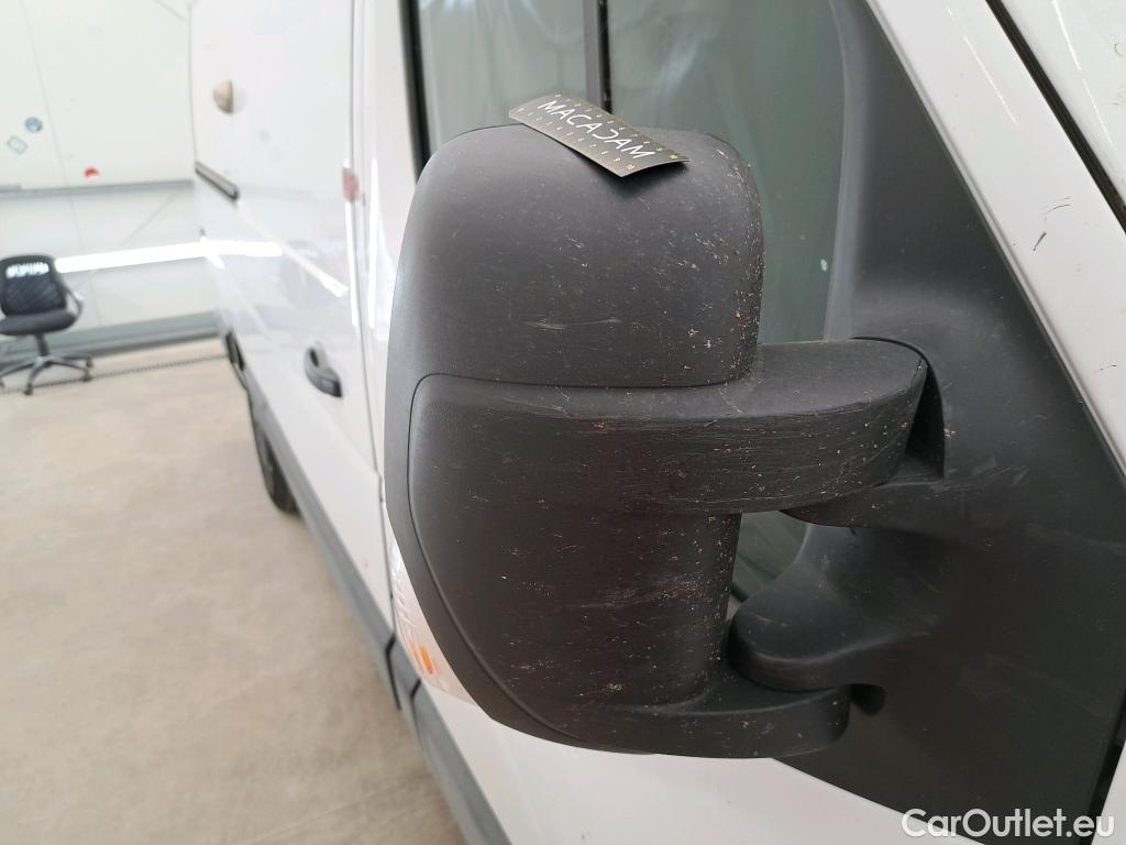  Renault  Master  III Fourgon L2H2 3 3 Grand Confort dCi 135CV BVM6 E6d #17