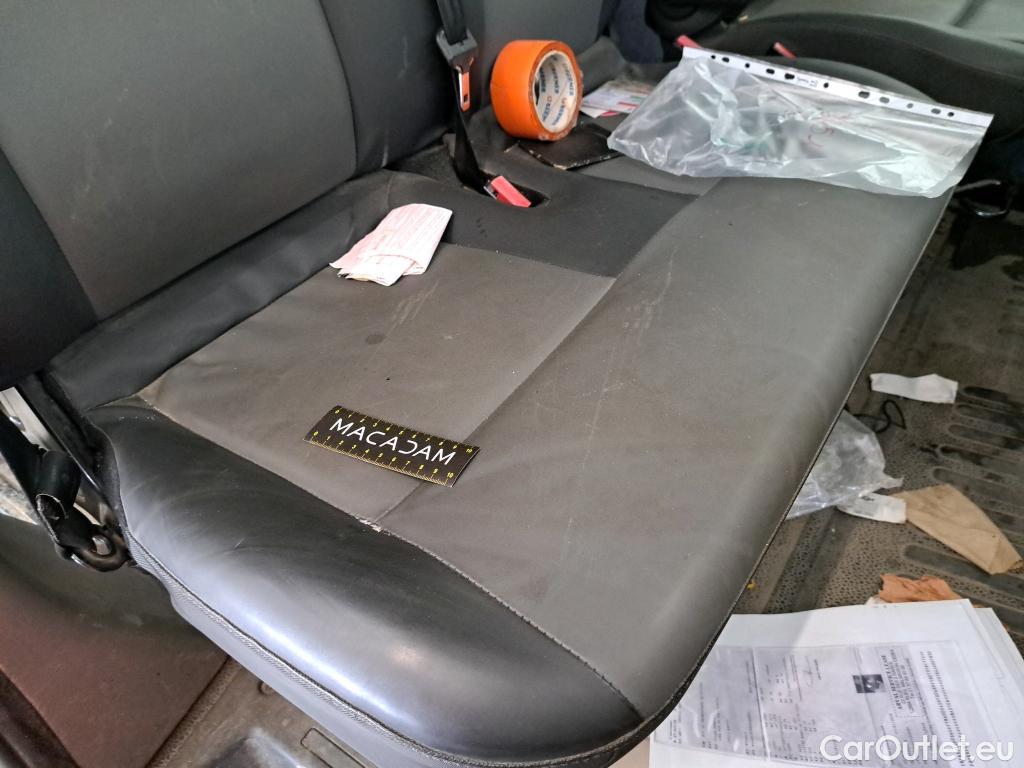  Renault  Master RENAULT  VU 4p Fourgon CA GCf Trac F3500 L2H2 dCi 130 Euro6 #48