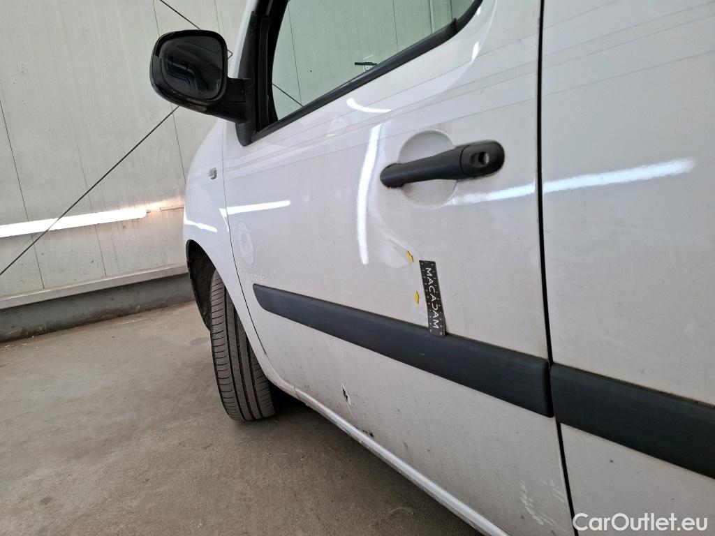  Renault  Kangoo RENAULT  Express / 2013 / 4P / Fourgonnette Extra R-Link dCi 75 #30