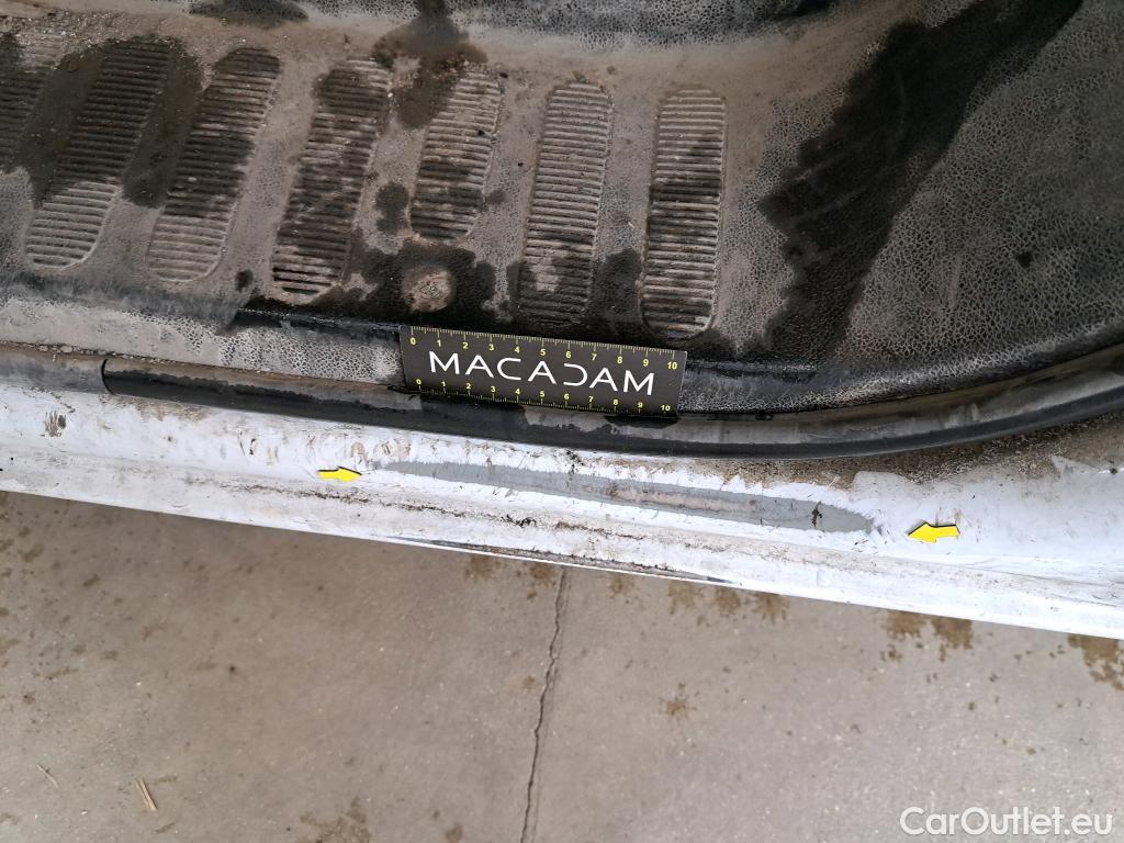  Renault  Master RENAULT  VU 4p Fourgon CA GCf Trac F3500 L2H2 dCi 130 Euro6 #35