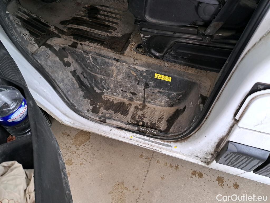 Renault  Master RENAULT  VU 4p Fourgon CA GCf Trac F3500 L2H2 dCi 130 Euro6 #34