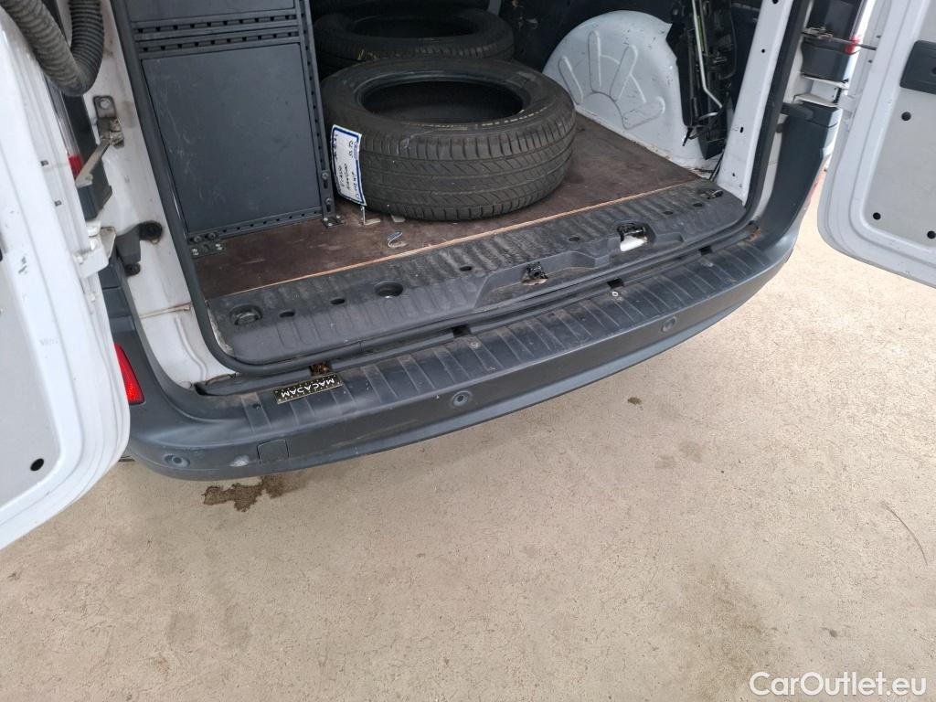  Renault  Kangoo  Express Maxi Extra (Série Spéciale) 1.5 dCi #4