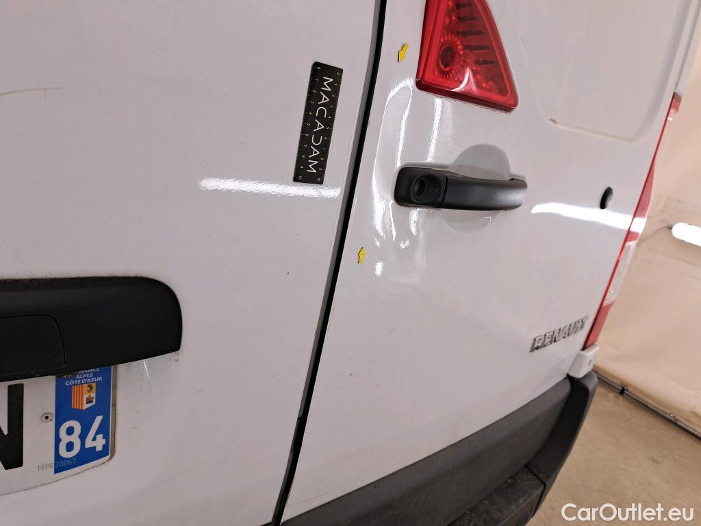  Renault  Master  III Fourgon L2H2 3 3 Grand Confort dCi 135CV BVM6 E6d #11